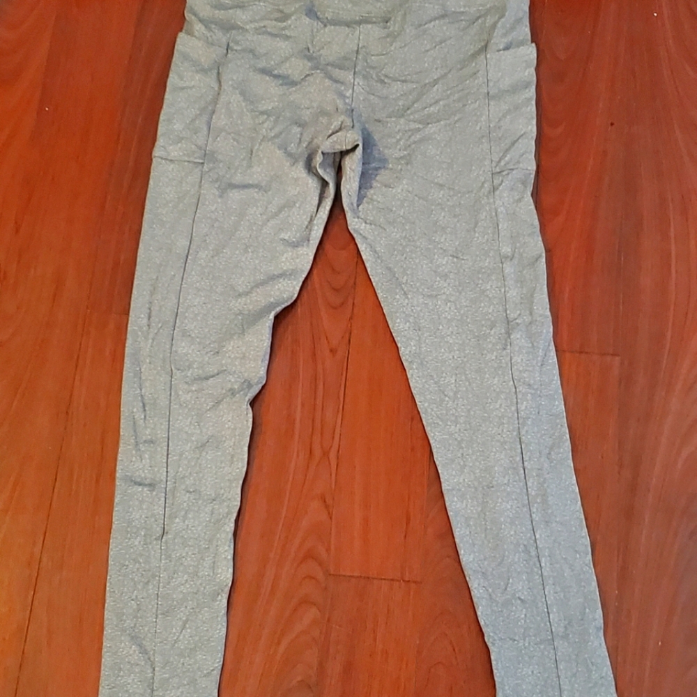 Gray Forever 21 Streetwear Society Active leggings
